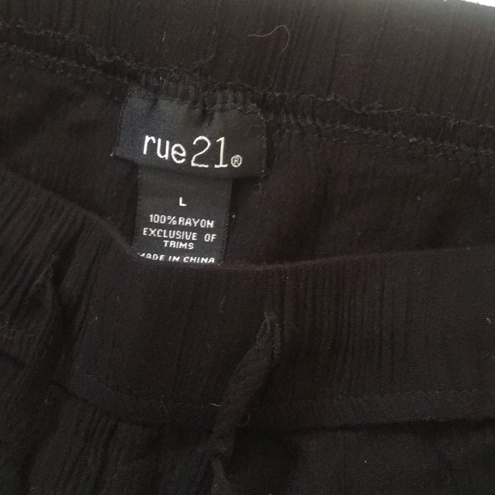 Shorts - Picture 2 of 2